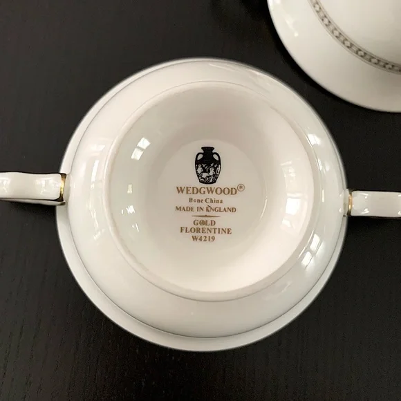 WEDGWOOD England Bone China GOLD FLORENTINE W4219 Cream Soup And Saucer set of 3 - Picture 6 of 16